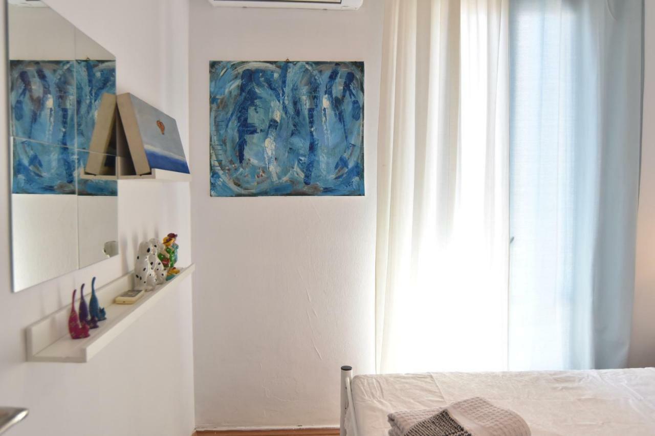 Ferienwohnung Artist'S Lovely Nest Under The Shadow Of The Parthenon Athen Exterior foto